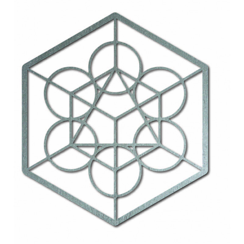 Pictura geometrica din lemn pe peretele recoltei