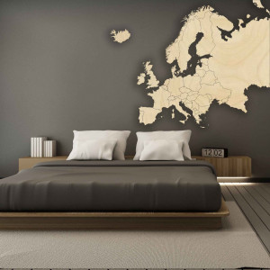Harta din lemn pe peretele Europei | SENTOP