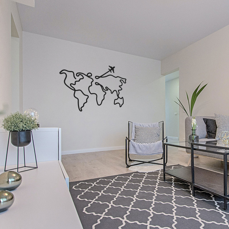 Hartă elegantă a lumii din lemn ca decor interior modern