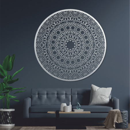 Mandala luxoasă din lemn pe perete pentru un interior armonios