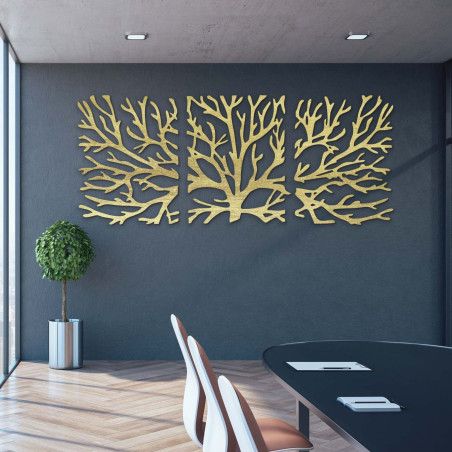 Pictură murală luxoasă din lemn ca element dominant al camerei de zi