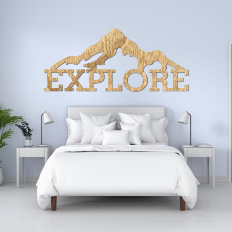 Imagine din lemn sculptat a unui munte - EXPLORA