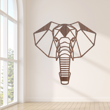 Elegantă imagine de elefant din lemn, simbol al forței și înțelepciunii