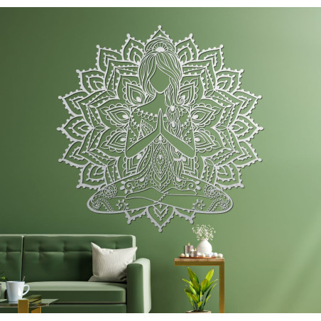 Mandala 3D din lemn cu femeie yoga pe perete - decorațiune de design pentru camera de zi, pentru un interior modern și armonios.