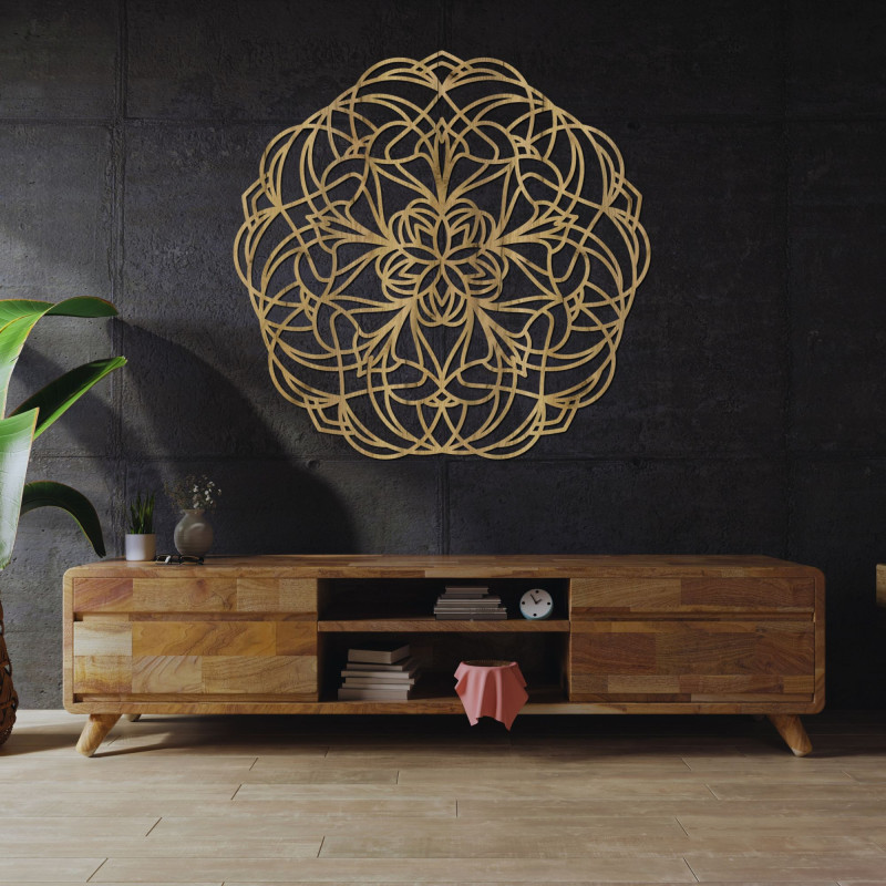 Mandala de perete din lemn natural pentru un interior modern
