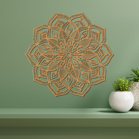 Mandala elegantă din lemn ca o decorațiune luxoasă de perete plină de armonie și pace