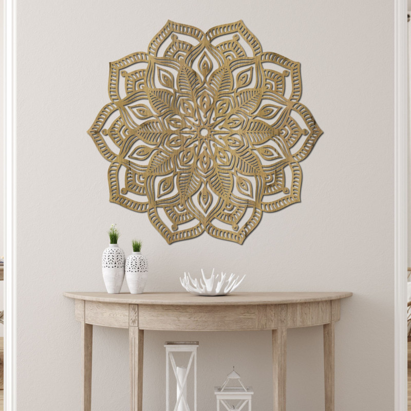 Mandala elegantă din lemn ca o decorațiune luxoasă de perete plină de armonie și pace