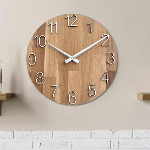 Ceas de perete din stejar masiv - design minimalist UNITA