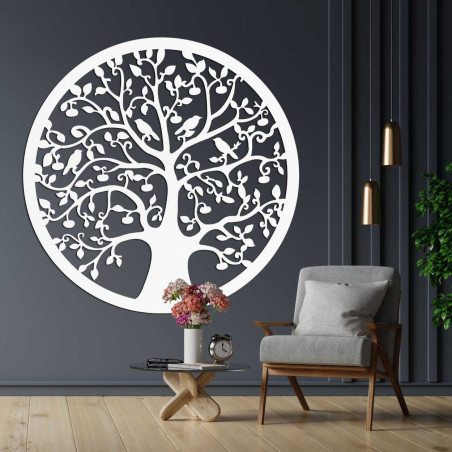 Decorațiune circulară din lemn, Pomul Vieții, cu design negru, deasupra comodei.