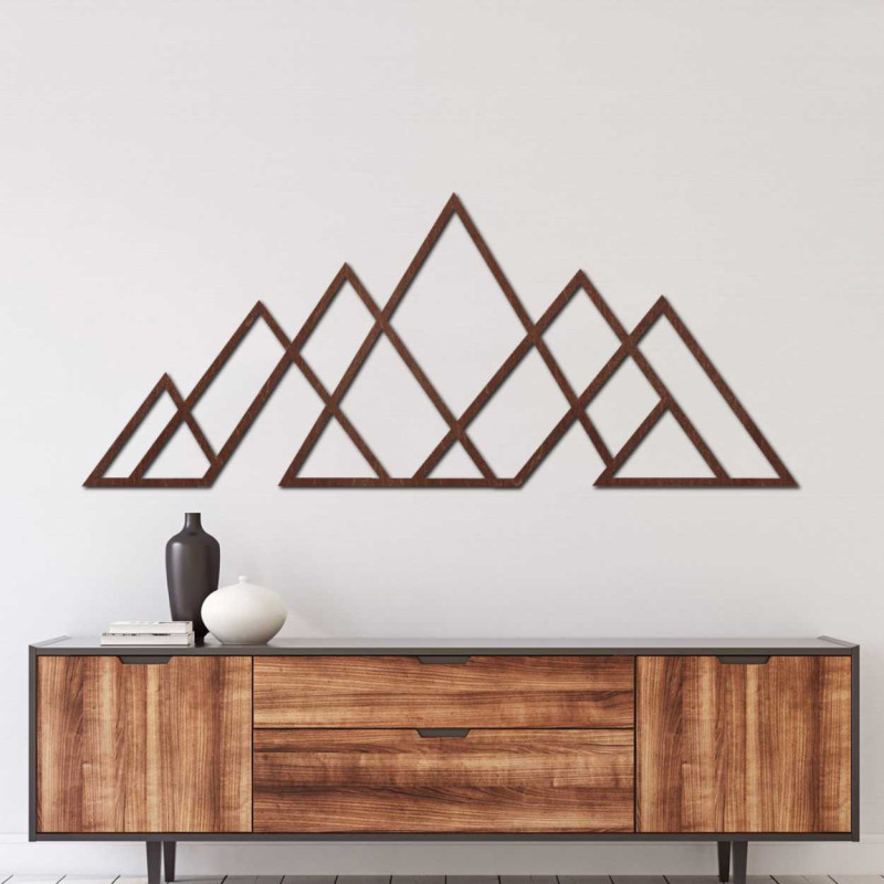 Pictură geometrică cu munte - decor mural din lemn în stil modern pentru iubitorii de natură și minimalism.