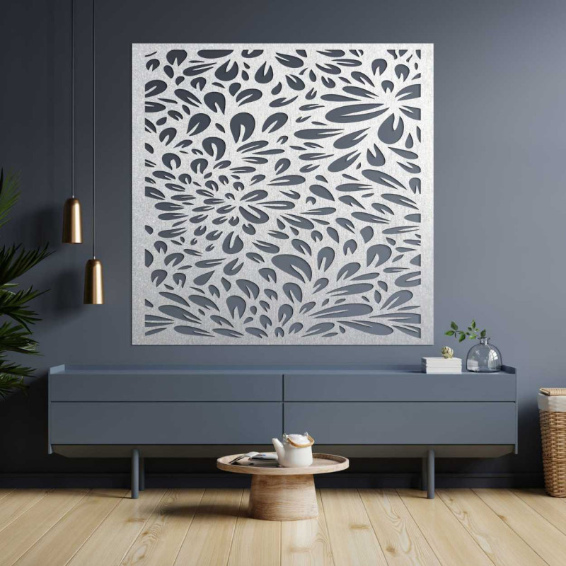 Un perete de design cu motiv laser al unei flori înflorite, realizat din lemn.