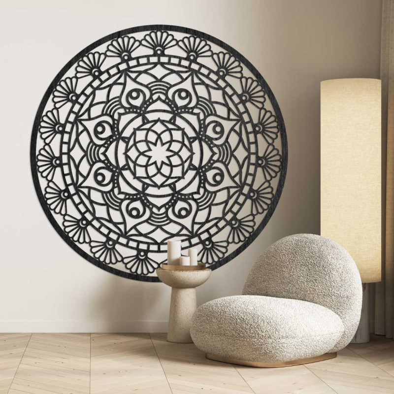 Design circular cu linii delicate și modele florale care creează un întreg armonios.