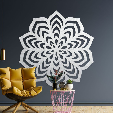 Ornament simetric cu motiv stratificat al unei flori care se desfășoară.