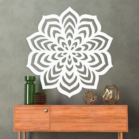 Un accesoriu de design distinctiv, inspirat de structura unei flori naturale.