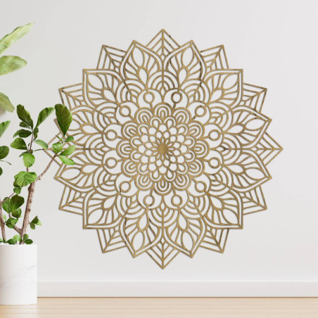 Un ornament cu forme repetitive care creează stabilitate vizuală.