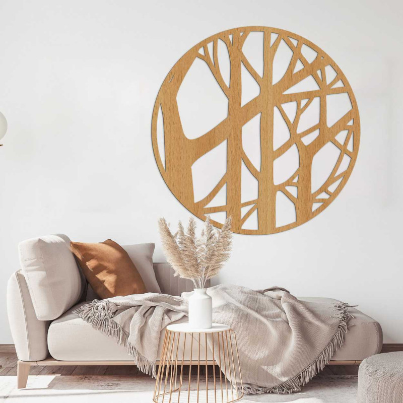 Decor minimalist cu ramuri într-o ramă circulară din lemn