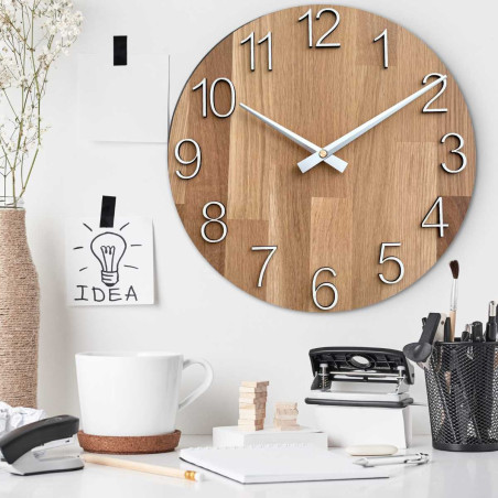 Ceas de perete elegant din stejar masiv - ace argintii | SHTOP