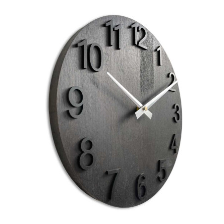 Ceas de perete simplu cu bază din lemn, fără cifre