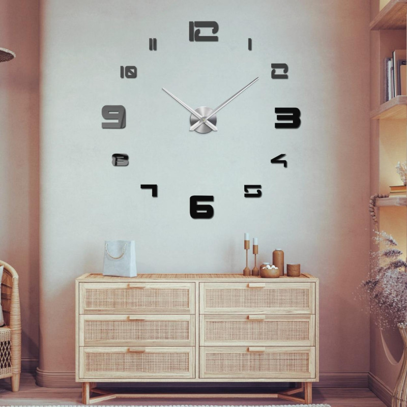 Ceas elegant din plexiglas, diametru reglabil până la 130 cm.