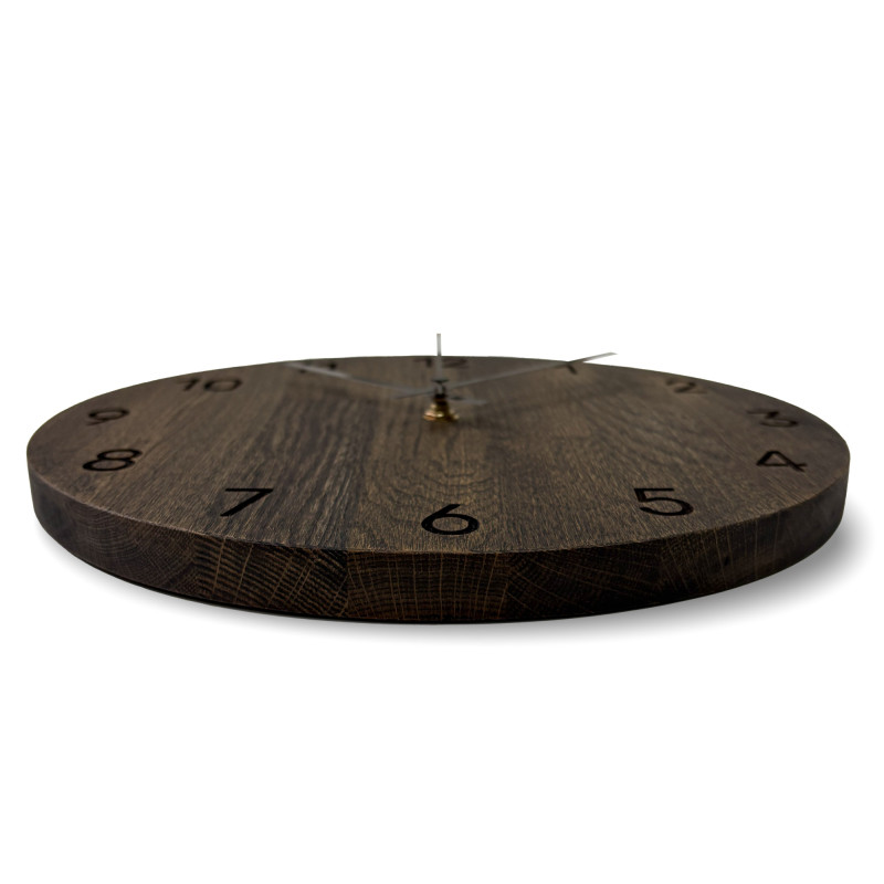 Ceasurile minimaliste din lemn sunt o decorațiune murală unică, care va atrage iubitorii de stil natural.