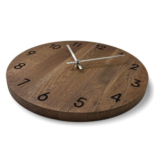 Ceas minimalist din lemn ca element decorativ de design 2