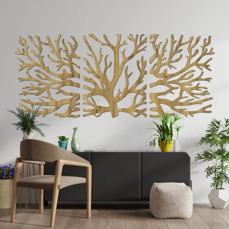 Pictură de designer pe lemn Arborele Vieții ca element dominant al camerei de zi