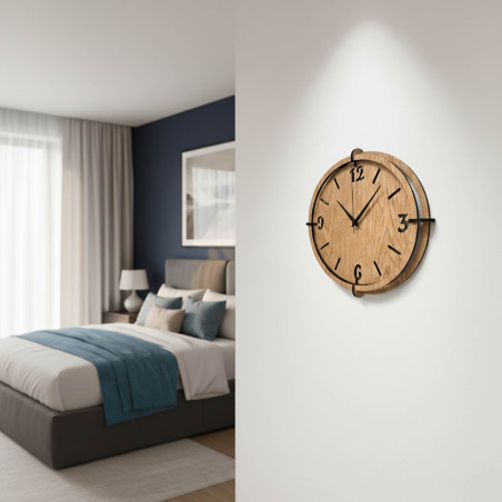 Ceas elegant din stejar - design minimalist și detalii negre contrastante
