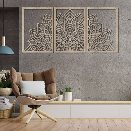 Înviorează-ți pereții cu o mandală din trei piese și un ceas din HDF. Eleganță în fiecare detaliu.