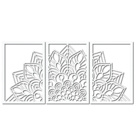 Înviorează-ți pereții cu o mandală din trei piese și un ceas din HDF. Eleganță în fiecare detaliu.