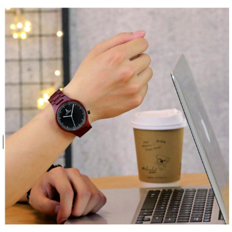 REDEAR ceas de mână din lemn. Doamnelor și domnilor.