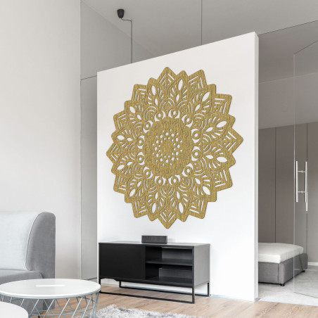 Mandala solară din lemn ca decor elegant de perete