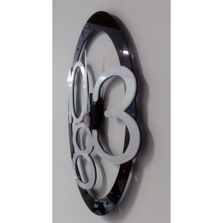 Ceas de perete modern, fabricat din plastic. Producție proprie, X-momo Ceas de perete modern, fabricat din plastic. Producție proprie, X-momo