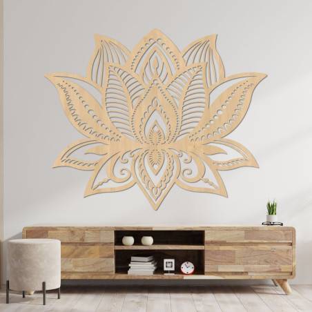 Decorațiunea din lemn cu floare de lotus combină eleganța estetică cu profunzimea spirituală.