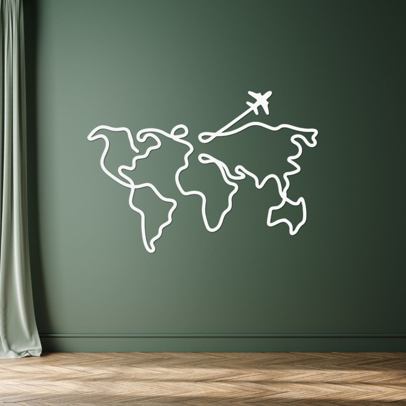 Hartă elegantă a lumii din lemn ca decor interior modern