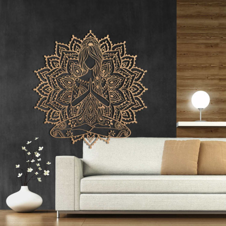 Mandala de design din lemn cu motiv yoga - decorațiune murală 3D pentru sufragerie, cu un efect armonios.