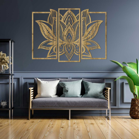 Mandala modernă de lotus pe perete - decor armonios pentru camera de zi