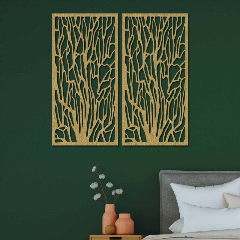 Decorațiune elegantă de perete care înfățișează siluete de copaci într-o pădure