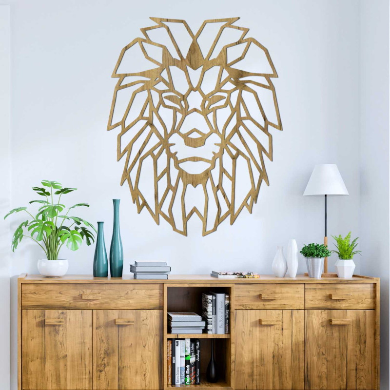 Decorațiune murală originală din lemn cu leu pentru un interior elegant