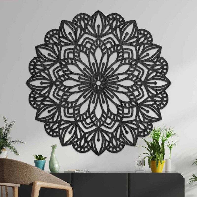 Mandala din lemn pentru perete cu un model ornamental detaliat