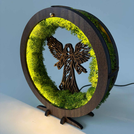 Lampă LED Angel cu mușchi și iluminare caldă într-o ramă de lemn