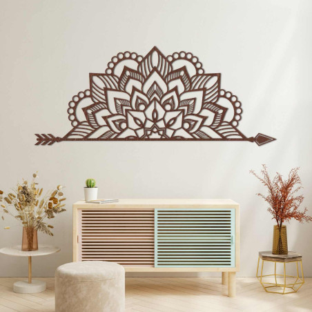 Mandala din lemn sculptată cu laser pe perete pentru un living sau dormitor elegant