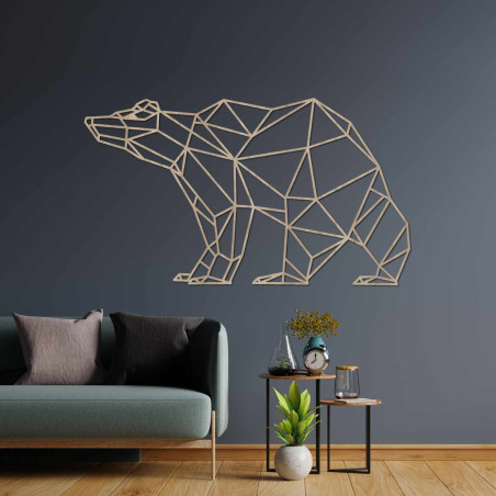 Imagine sculptată cu laser în lemn a unui urs, în stil geometric modern.