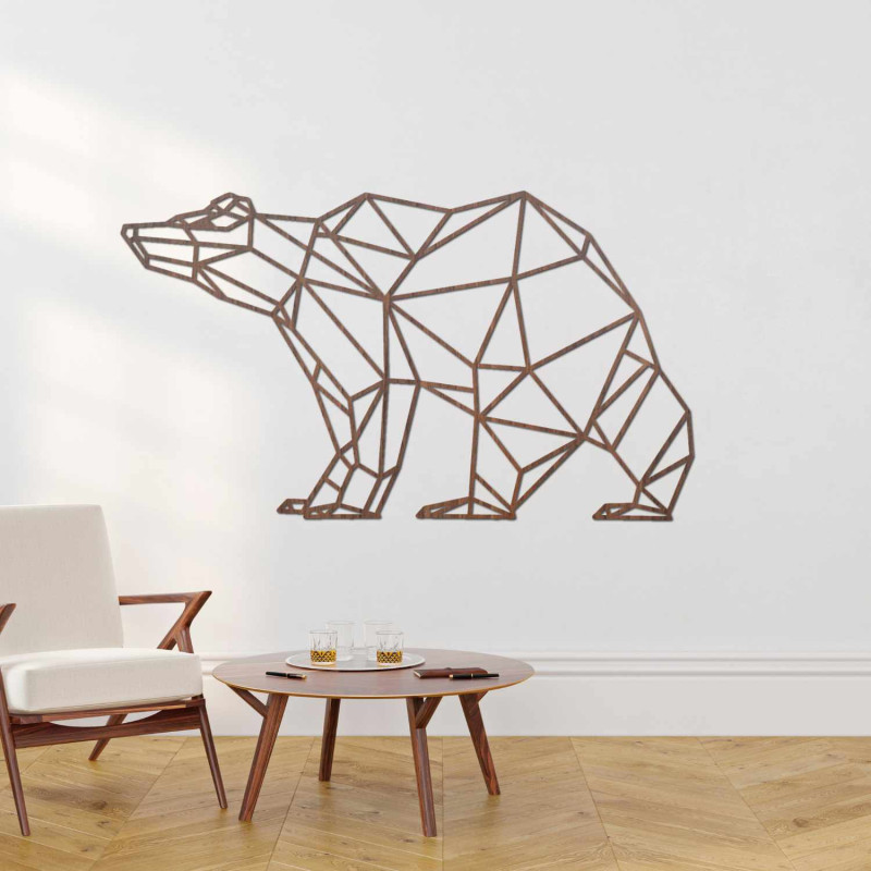 Imagine sculptată cu laser în lemn a unui urs, în stil geometric modern.