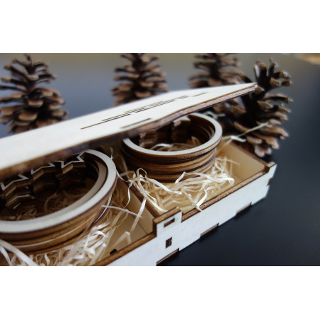 Ornamente din lemn și plastic, ornamente de Crăciun, accesorii vintage din lemn