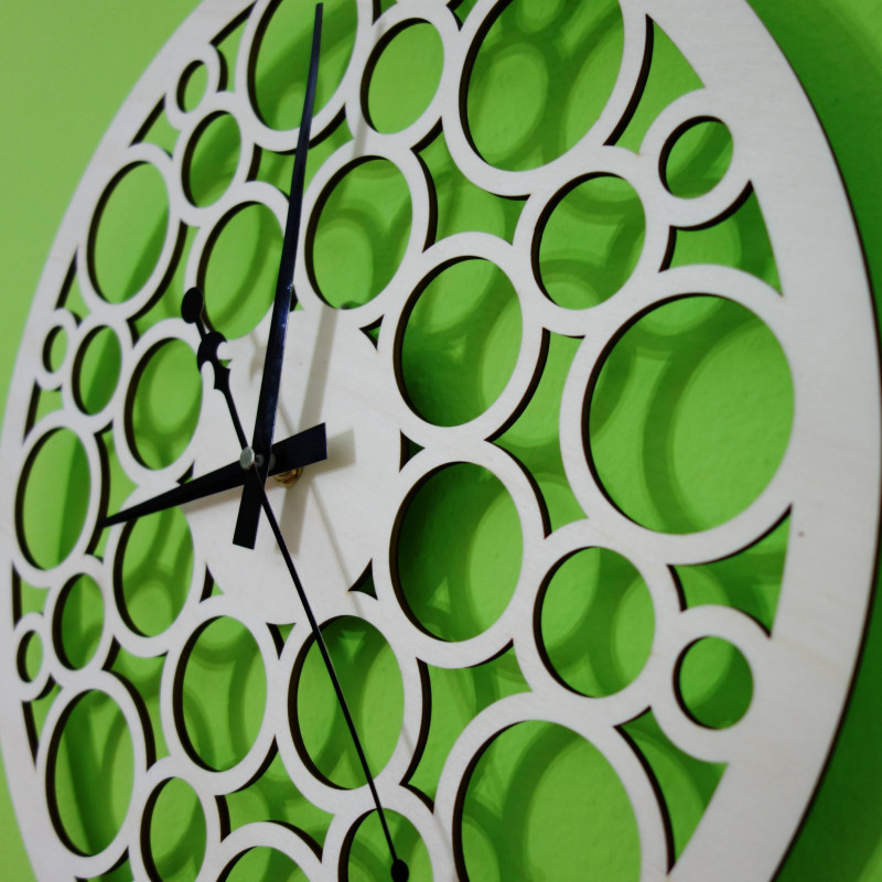 Ceas de perete din lemn-Flumo