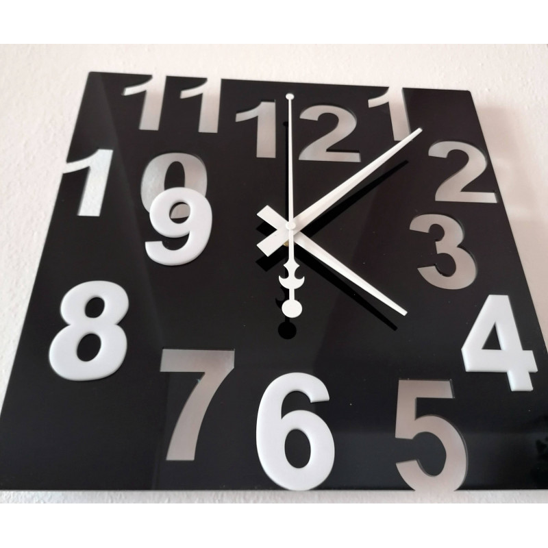 Modern wall clock for the kitchen - Color: black, white I SENTOP FL-z7